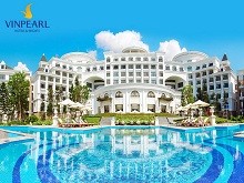 Vinpearl Halong Bay Resort deluxe ocean room