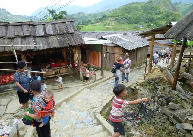 Trọn gói Tour riêng Hà Nội - Sa Pa - Cát Cát - Hàm Rồng - Fanxipan 3 ngày 2 đêm