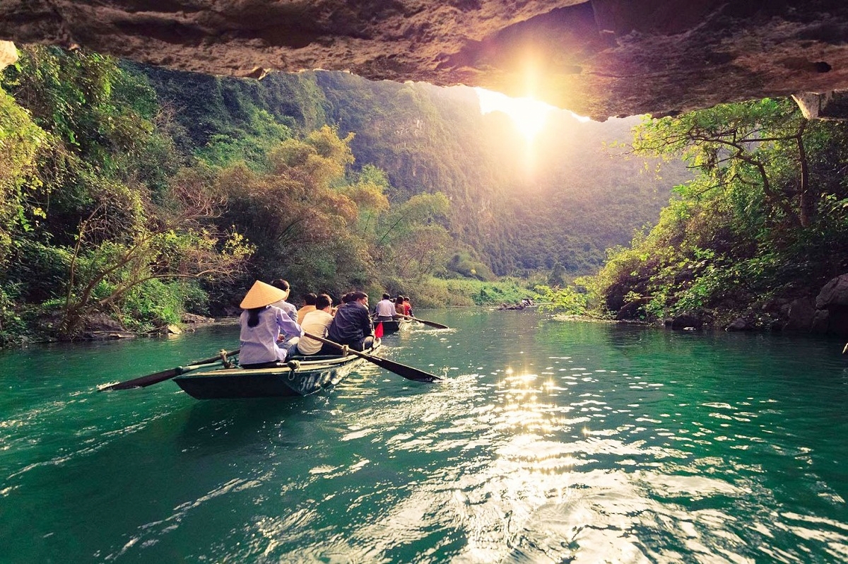 Bai Dinh - Trang  An Eco Tourism 01 day